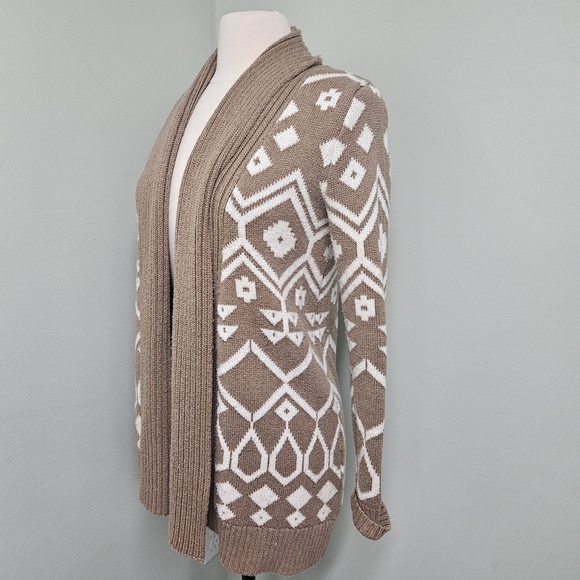 Old Navy Brown White Tribal Aztec Open Front Cardigan Sweater Womens Size XSmall - Picture 3 of 5